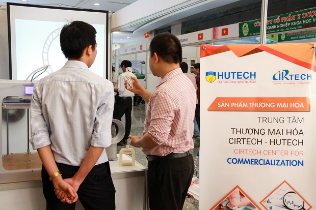 HUTECH ký hợp tác Phát triển thị trường và doanh nghiệp khoa học & công nghệ
